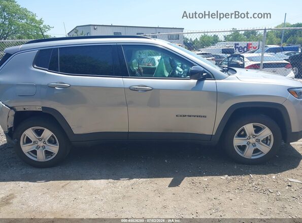3C4NJDBBXNT210477 2022 JEEP COMPASS Silver 360 interior view