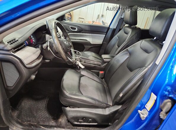 3C4NJDBBXNT231247 2022 JEEP COMPASS Blue Вид салону спереду