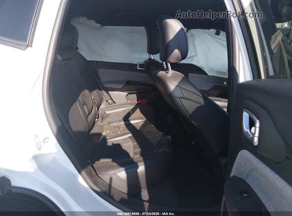 3C4NJDBN0RT605042 2024 JEEP COMPASS White VIN կոդի պիտակի տեսք
