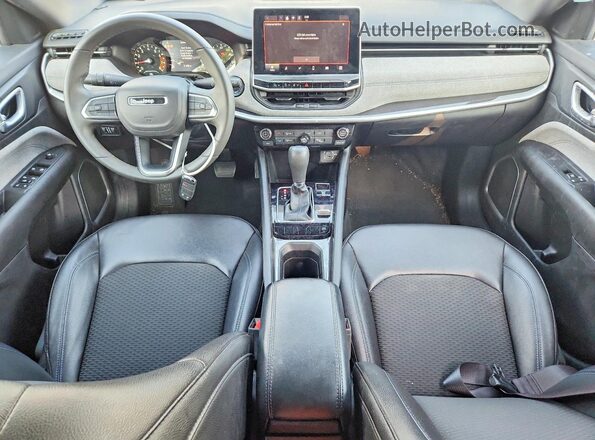 3C4NJDBN1RT101891 2024 JEEP COMPASS Black Dashboard view