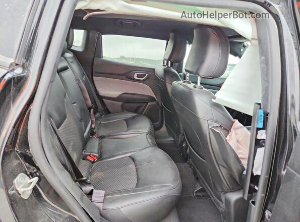 3C4NJDBN1RT115600 2024 JEEP COMPASS Black Widok tylnych siedzeń