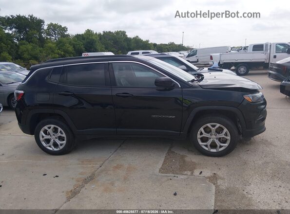 3C4NJDBN1RT117654 2024 JEEP COMPASS Black Vista interior trasera