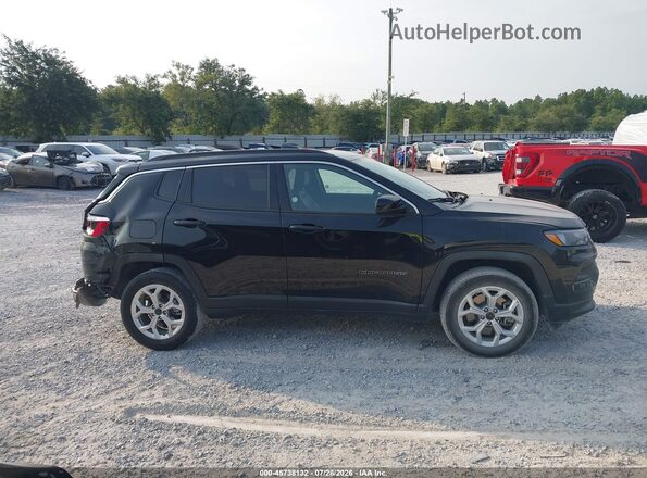 3C4NJDBN1ST569884 2025 JEEP COMPASS Black Vista interior trasera