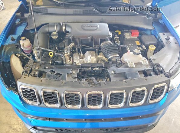 3C4NJDBN1ST603676 2025 JEEP COMPASS Blue ძრავის განყოფილების ხედი