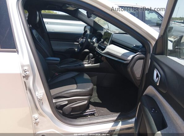 3C4NJDBN2RT118358 2024 JEEP COMPASS Silver Вид салону спереду