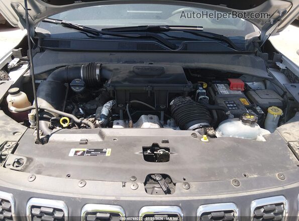 3C4NJDBN2RT118358 2024 JEEP COMPASS Silver Вид ззаду
