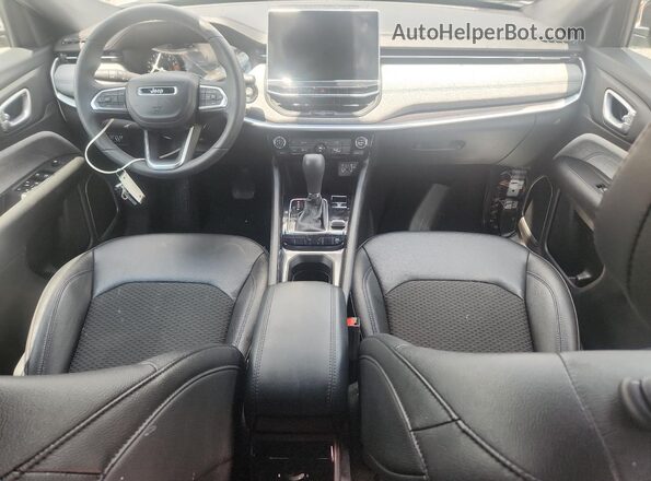 3C4NJDBN2RT128582 2024 JEEP COMPASS White Dashboard view