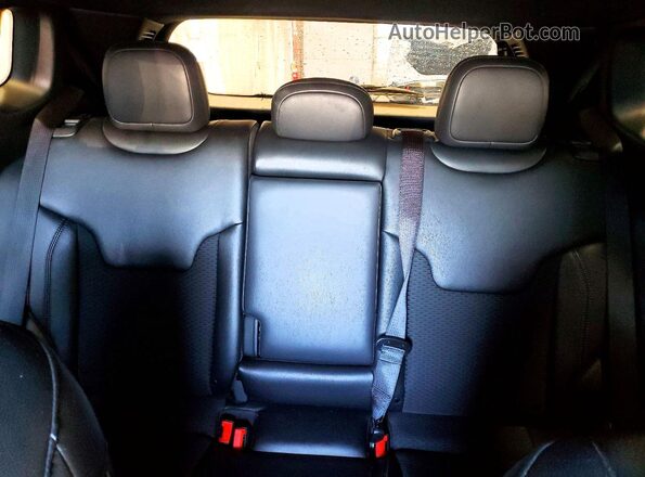 3C4NJDBN2ST617487 2025 JEEP COMPASS Red Հետևի նստատեղերի տեսք