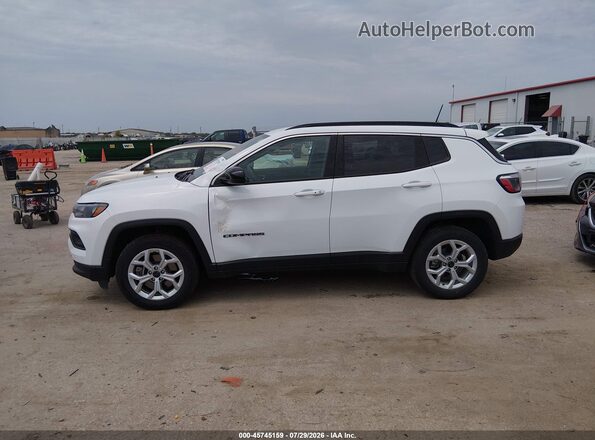 3C4NJDBN3ST590901 2025 JEEP COMPASS White Vista interior de 360 grados