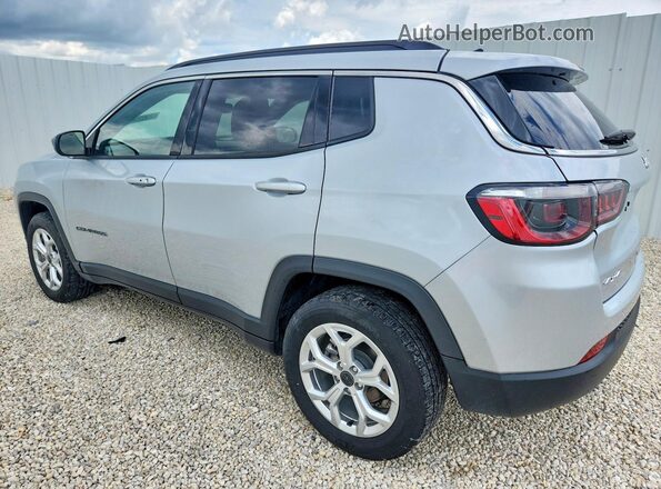 3C4NJDBN3ST592860 2025 JEEP COMPASS Silver Задня ліва чверть