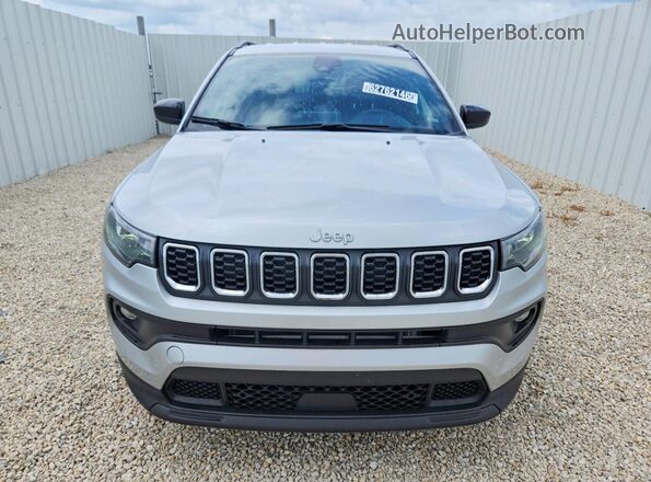 3C4NJDBN3ST592860 2025 JEEP COMPASS Silver Вид спереду