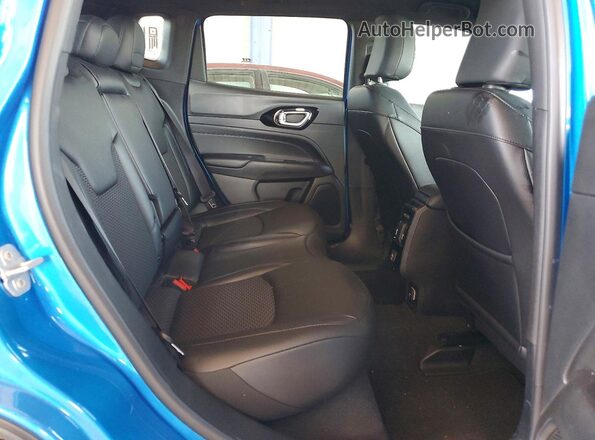 3C4NJDBN3TT159606 2026 JEEP COMPASS Blue Widok wnętrza z tyłu