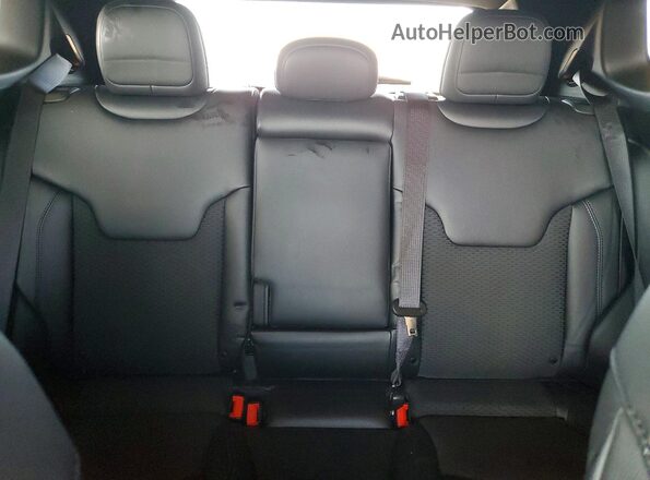 3C4NJDBN3TT159606 2026 JEEP COMPASS Blue Widok tylnych siedzeń