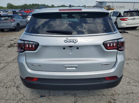 3C4NJDBN4RT106972 2024 JEEP COMPASS Silver 