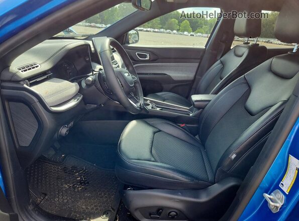 3C4NJDBN4RT153760 2024 JEEP COMPASS Blue Vista interior delantera