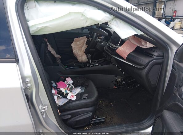 3C4NJDBN4ST558040 2025 JEEP COMPASS Silver Սալոնի դիմացի տեսք