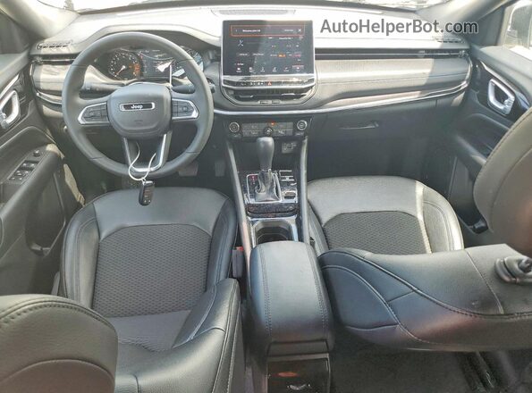 3C4NJDBN4ST586937 2025 JEEP COMPASS White Вид панелі приладів