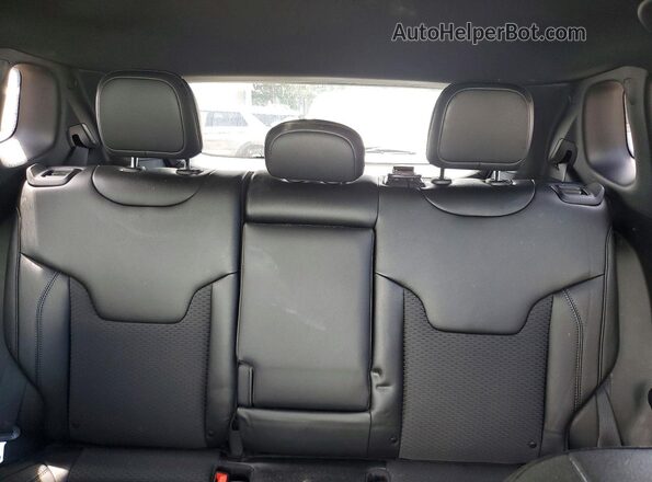 3C4NJDBN4ST586937 2025 JEEP COMPASS White Вид задніх сидінь