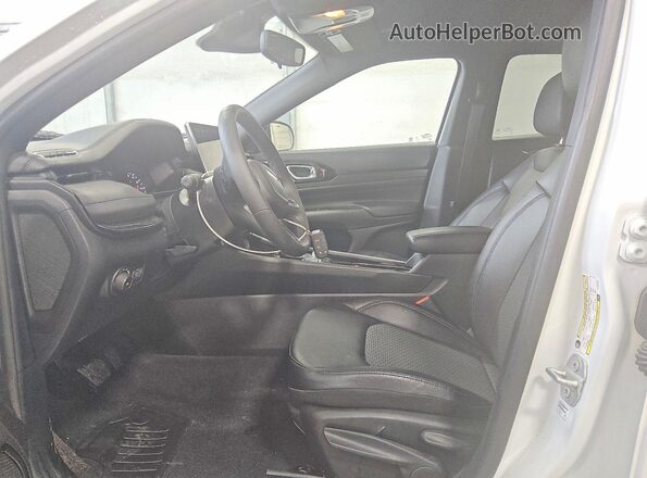 3C4NJDBN4ST586937 2025 JEEP COMPASS White Вид салону спереду