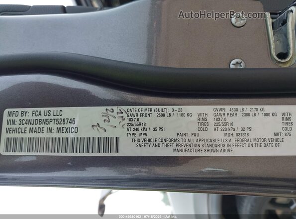 3C4NJDBN5PT528746 2023 JEEP COMPASS Gray Engine compartment view