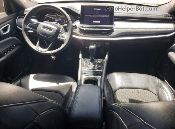 3C4NJDBN5PT533896 2023 JEEP COMPASS Red Вид панелі приладів