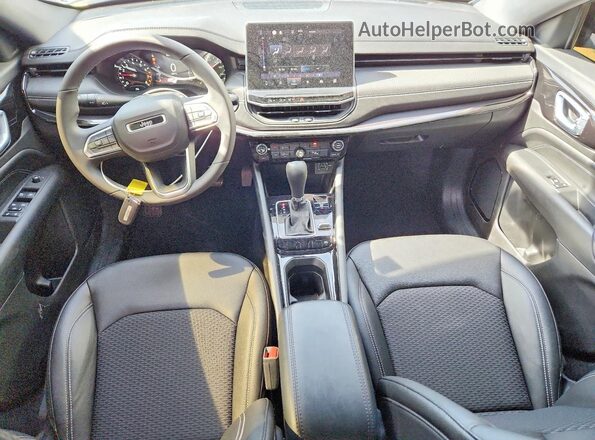 3C4NJDBN5RT602363 2024 JEEP COMPASS Gray Widok deski rozdzielczej