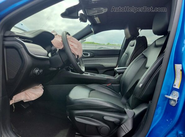 3C4NJDBN5ST592844 2025 JEEP COMPASS Blue Front interior view