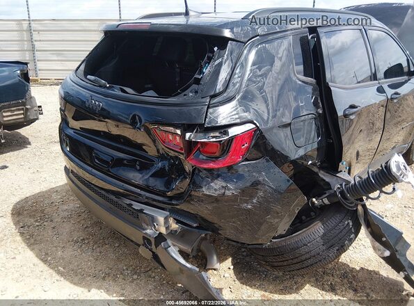 3C4NJDBN5TT151782 2026 JEEP COMPASS Черный Вид спереди