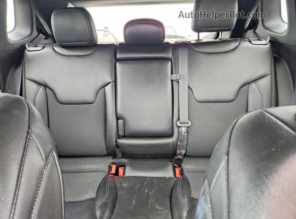 3C4NJDBN6RT100459 2024 JEEP COMPASS Черный Вид задних сидений