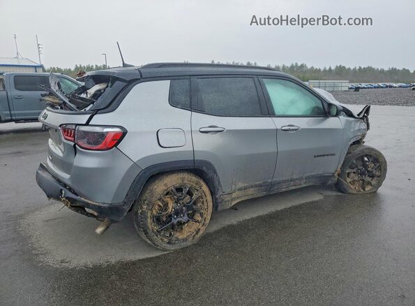 3C4NJDBN6RT581507 2024 JEEP COMPASS Серебряный Задняя правая четверть