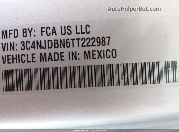 3C4NJDBN6TT222987 2026 JEEP COMPASS Gray Շարժիչի բաժամունքի տեսք