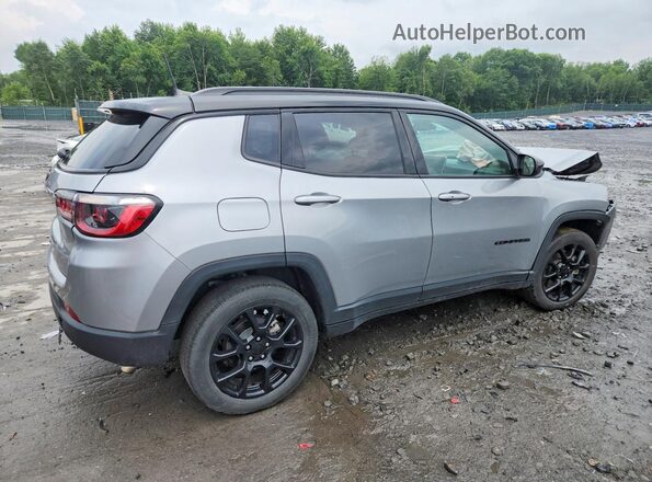 3C4NJDBN7PT573901 2023 JEEP COMPASS Silver Rear right