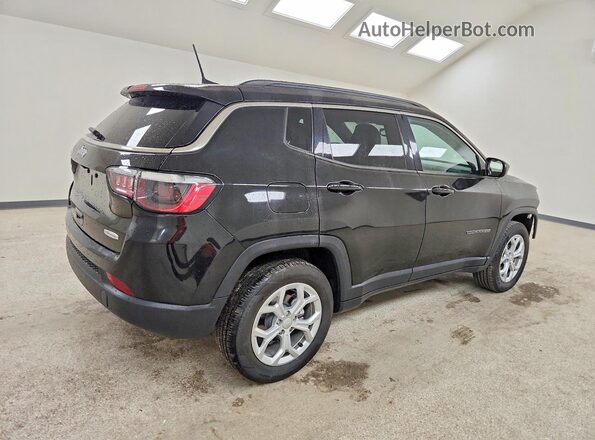 3C4NJDBN7RT110756 2024 JEEP COMPASS Black Tył prawy