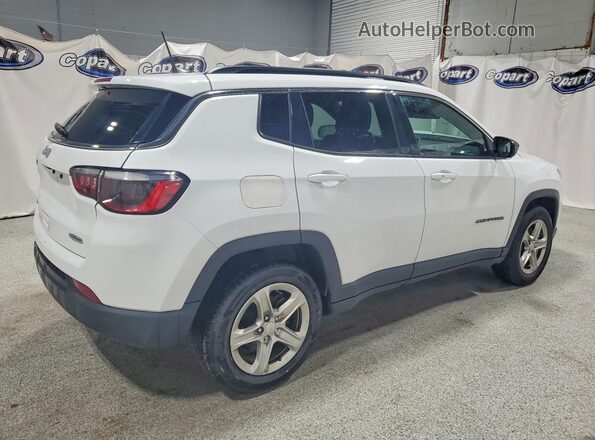 3C4NJDBN8PT561742 2023 JEEP COMPASS White Trasero derecho