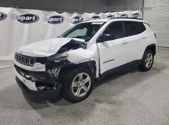3C4NJDBN8PT561742 2023 JEEP COMPASS White 