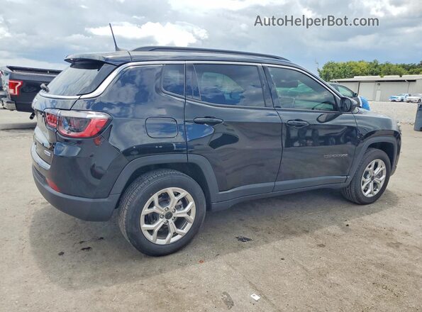 3C4NJDBN8ST588206 2025 JEEP COMPASS Черный Задняя правая четверть