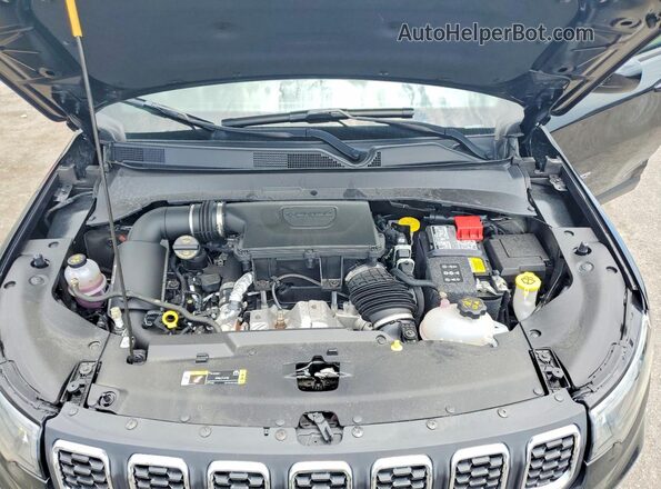 3C4NJDBN8ST588206 2025 JEEP COMPASS Черный Вид подкапотного пространства