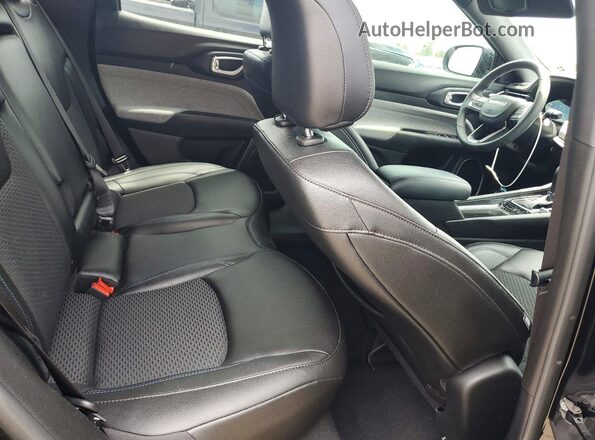 3C4NJDBN8ST588206 2025 JEEP COMPASS Черный Вид задней части салона