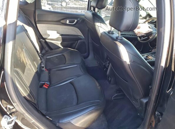3C4NJDBN9PT504224 2023 JEEP COMPASS Черный Вид задней части салона