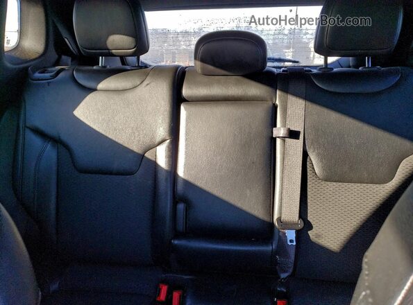 3C4NJDBN9PT504224 2023 JEEP COMPASS Черный Вид задних сидений