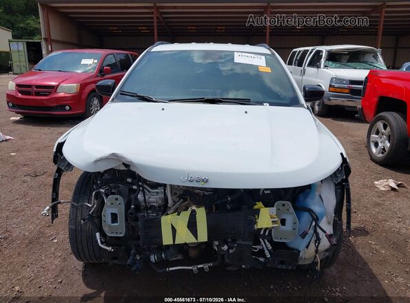 3C4NJDBN9RT166973 2024 JEEP COMPASS White Vista interior trasera