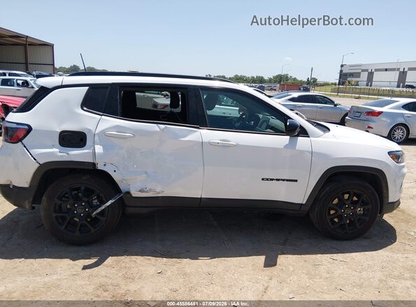 3C4NJDBN9ST571589 2025 JEEP COMPASS White Vista interior trasera