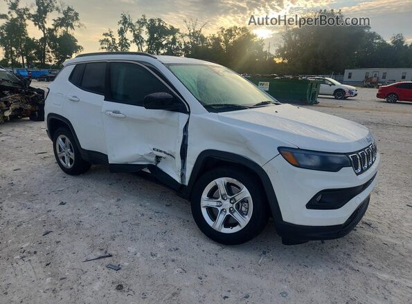 3C4NJDBNXPT516883 2023 JEEP COMPASS White Delantero derecho