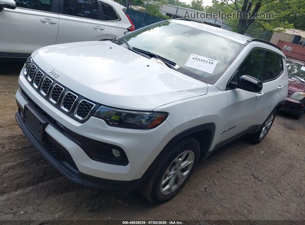 3C4NJDBNXRT100884 2024 JEEP COMPASS White წინა მარცხენა ხედი სამი მეოთხედიდან