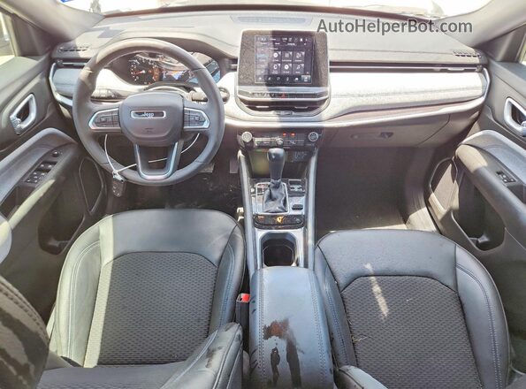 3C4NJDBNXST559810 2025 JEEP COMPASS White Вид панелі приладів