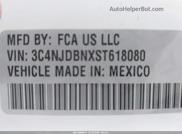 3C4NJDBNXST618080 2025 JEEP COMPASS White Vista del compartimento del motor