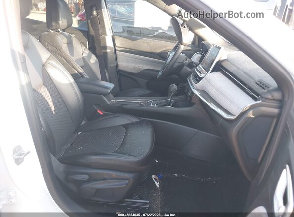 3C4NJDBNXTT189959 2026 JEEP COMPASS White Vista interior delantera