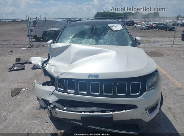3C4NJDCB0JT401799 2018 JEEP COMPASS White Instrument cluster view
