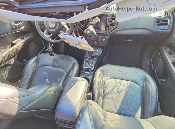 3C4NJDCB0JT412740 2018 JEEP COMPASS White Vista del salpicadero