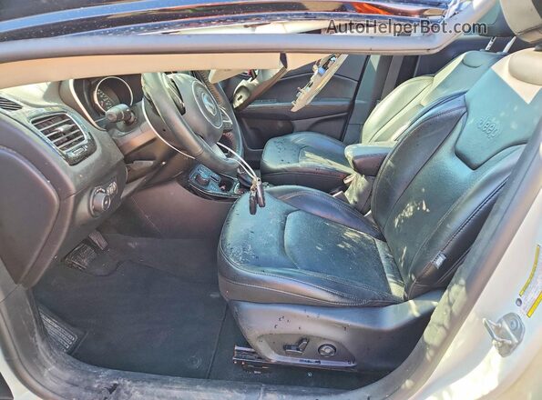 3C4NJDCB0JT412740 2018 JEEP COMPASS White Vista interior delantera